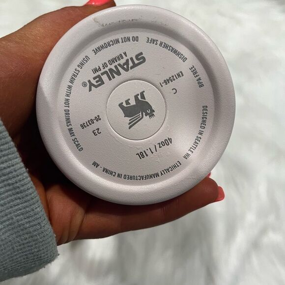 NWT Stanley Flowstate Adventure Quencher H2.0 Travel Tumbler 40 Oz Rose Quartz - Picture 6 of 8